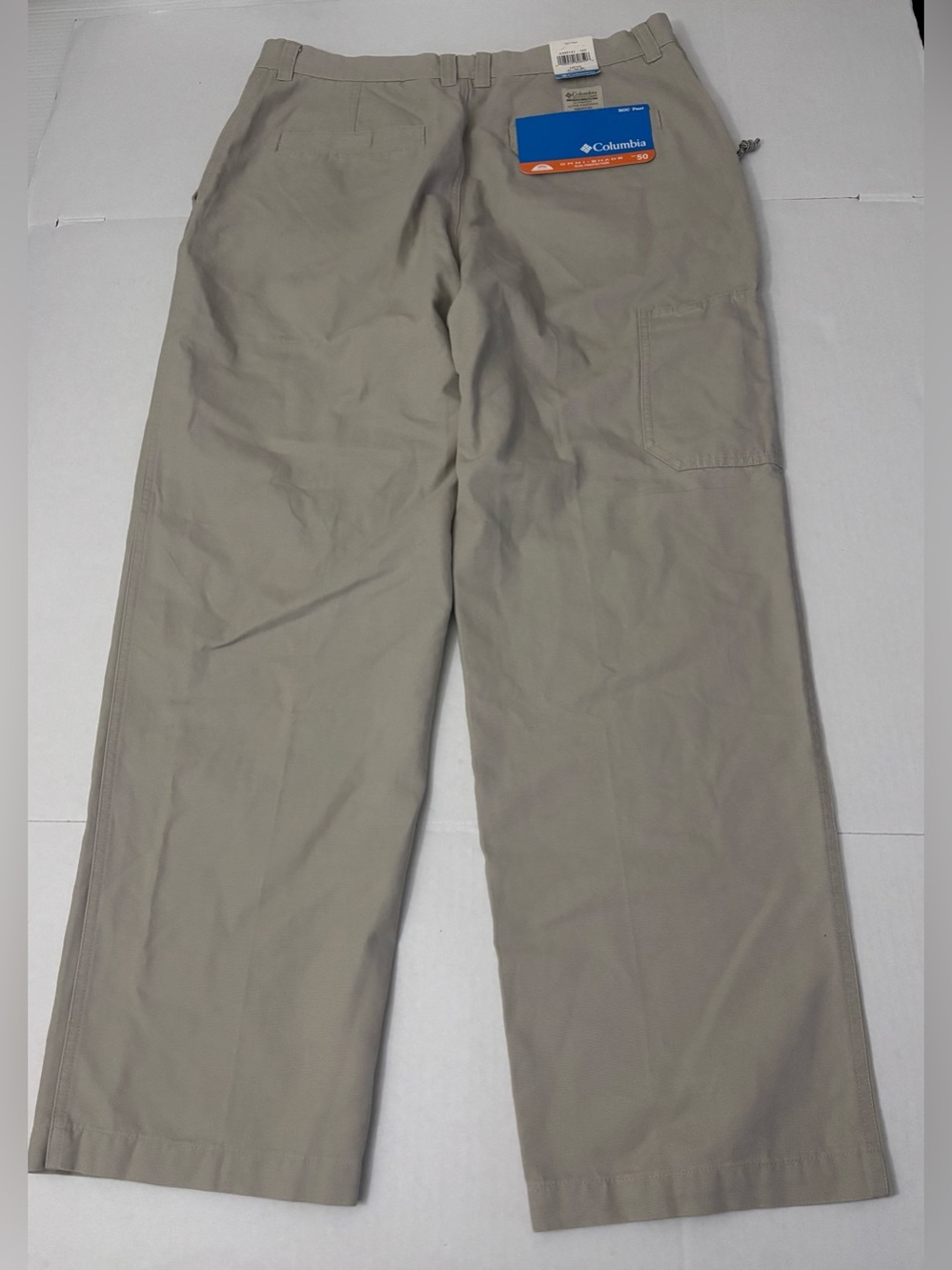 Columbia Men's  ROC Pant Size 34x30 (It has a tiny spot see pic)